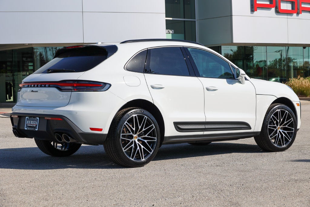 2026 Porsche Macan Base