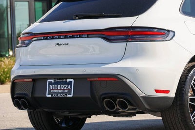 2026 Porsche Macan Base