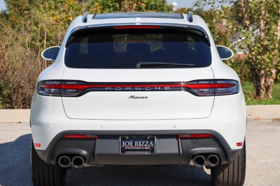 2026 Porsche Macan Base
