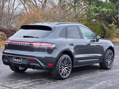 2026 Porsche Macan Base