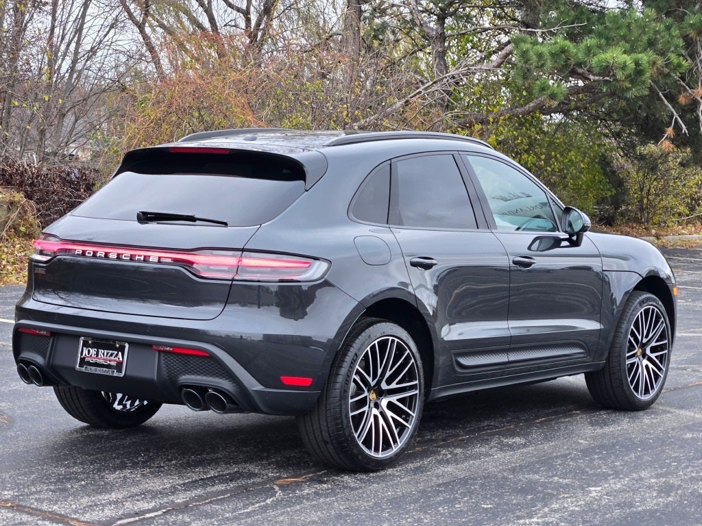 2026 Porsche Macan Base