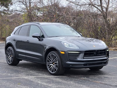 2026 Porsche Macan Base