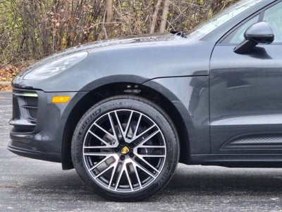 2026 Porsche Macan Base