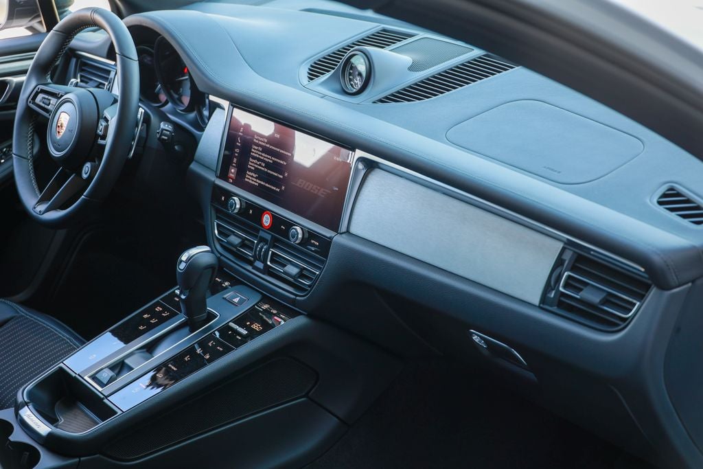 2026 Porsche Macan T