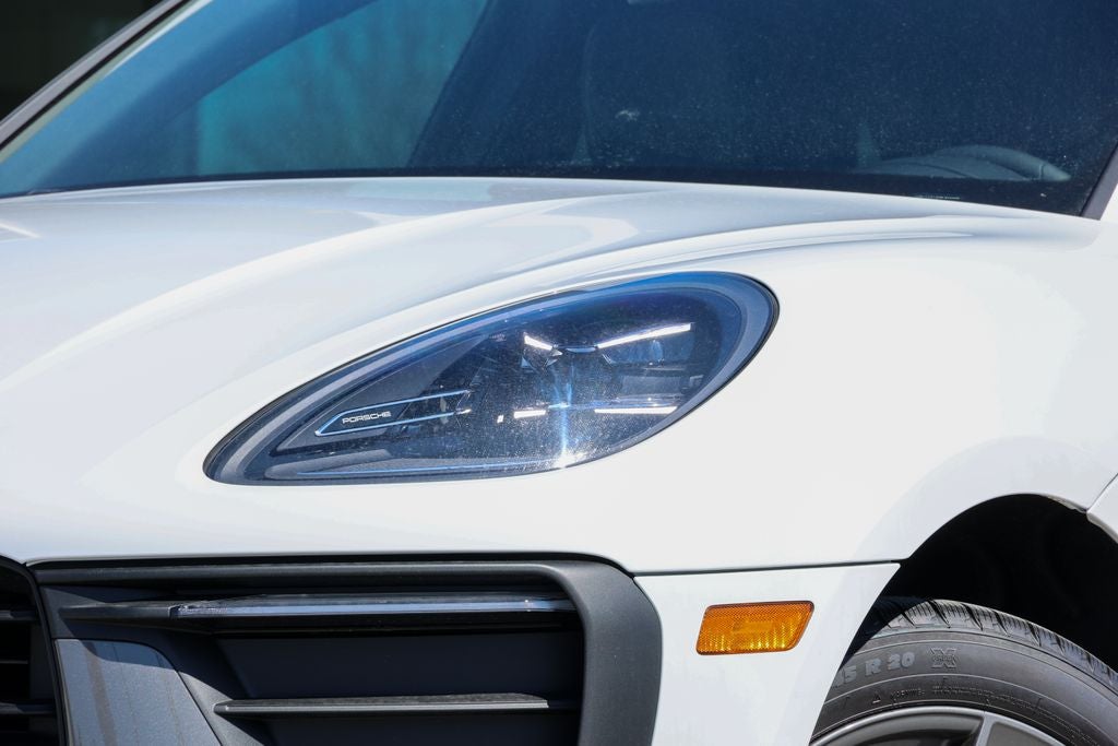 2026 Porsche Macan T