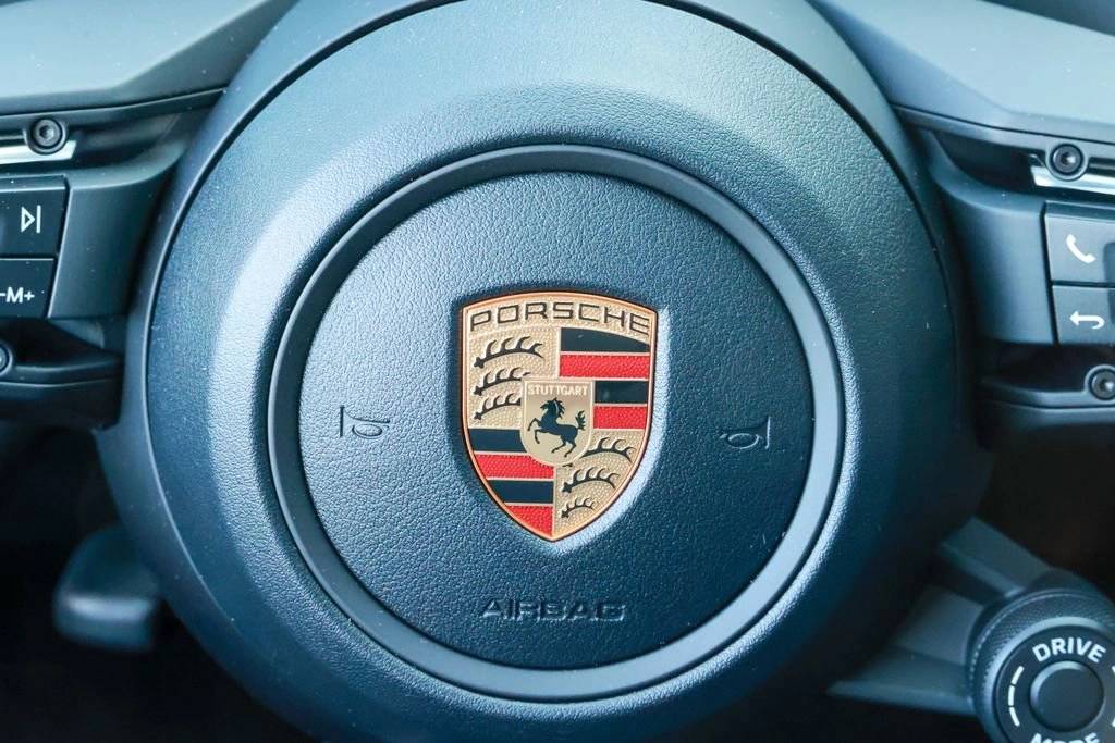 2026 Porsche Macan T