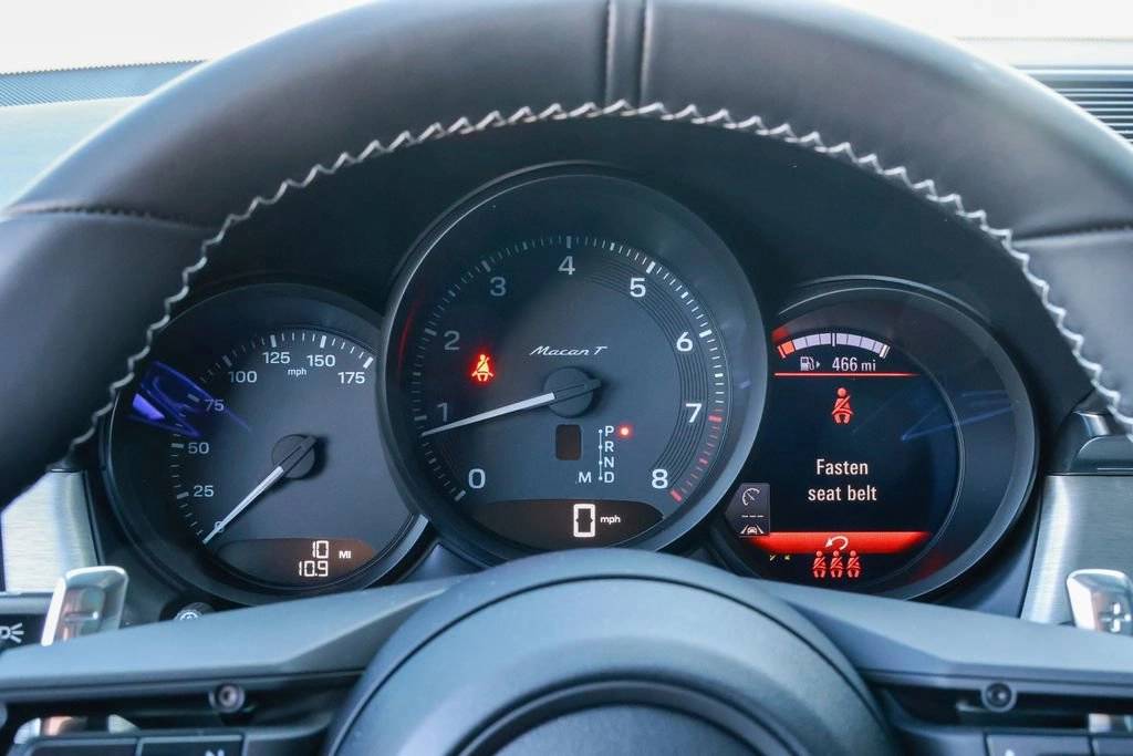 2026 Porsche Macan T