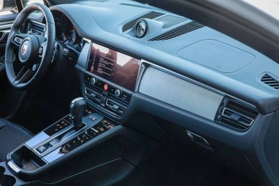 2026 Porsche Macan T