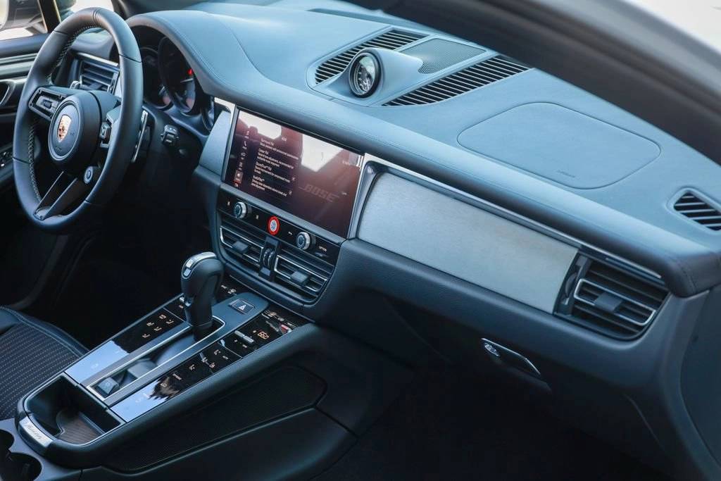 2026 Porsche Macan T