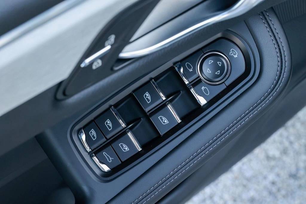 2026 Porsche Macan T