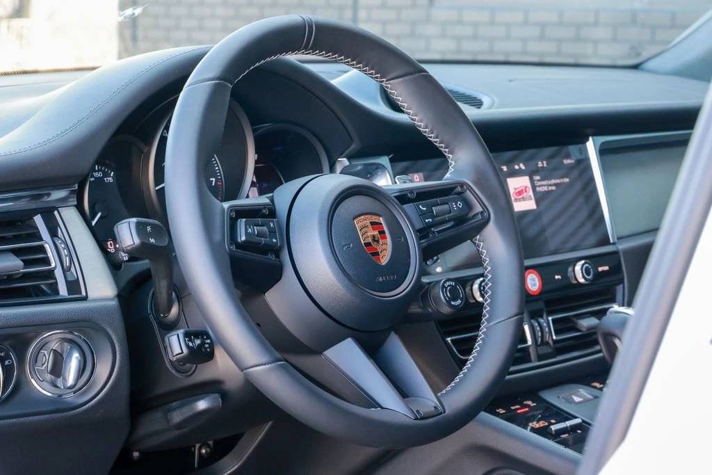 2026 Porsche Macan T