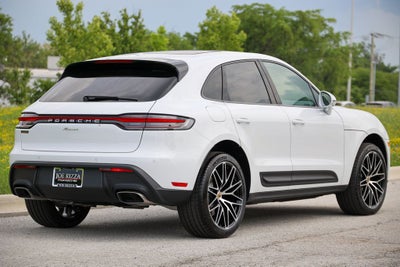 2026 Porsche Macan Base