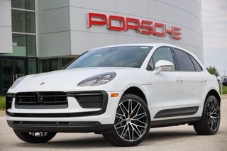 2026 Porsche Macan Base