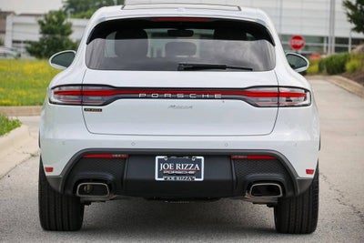 2026 Porsche Macan Base