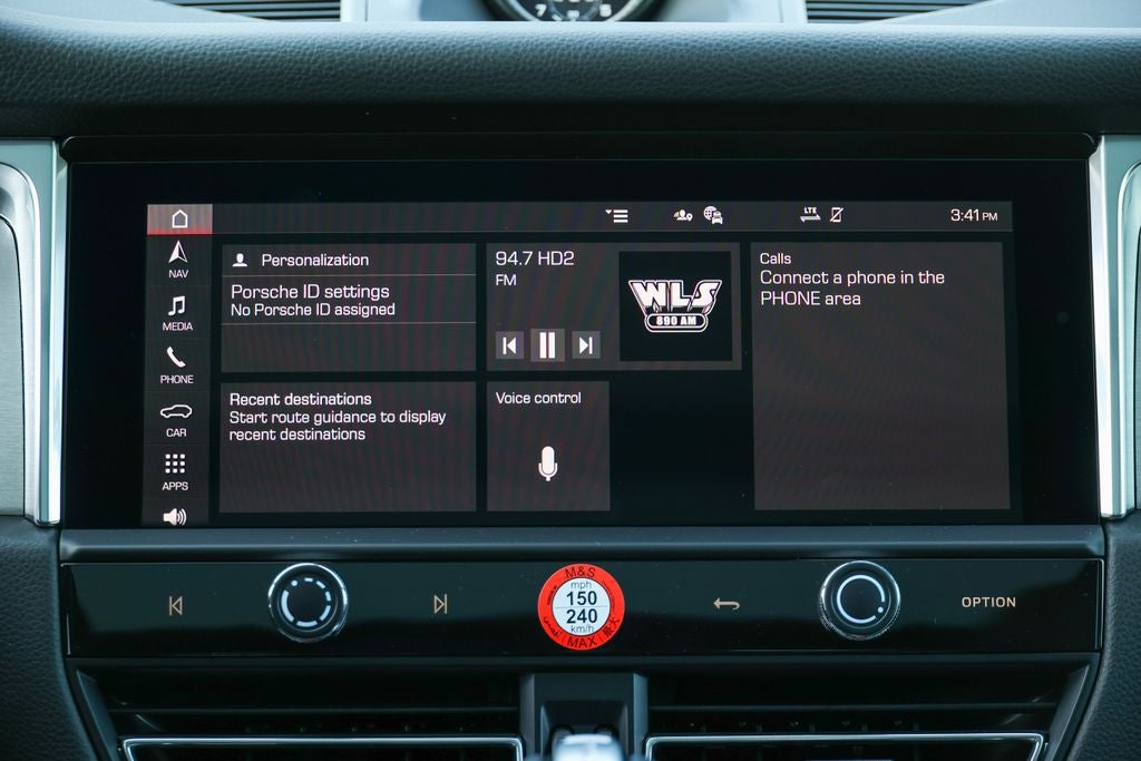 2026 Porsche Macan Base
