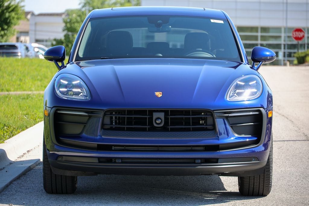 2026 Porsche Macan Base