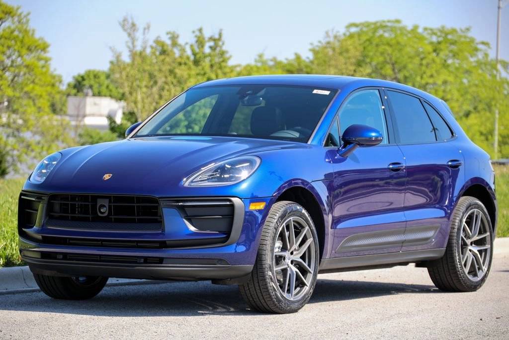 2026 Porsche Macan Base