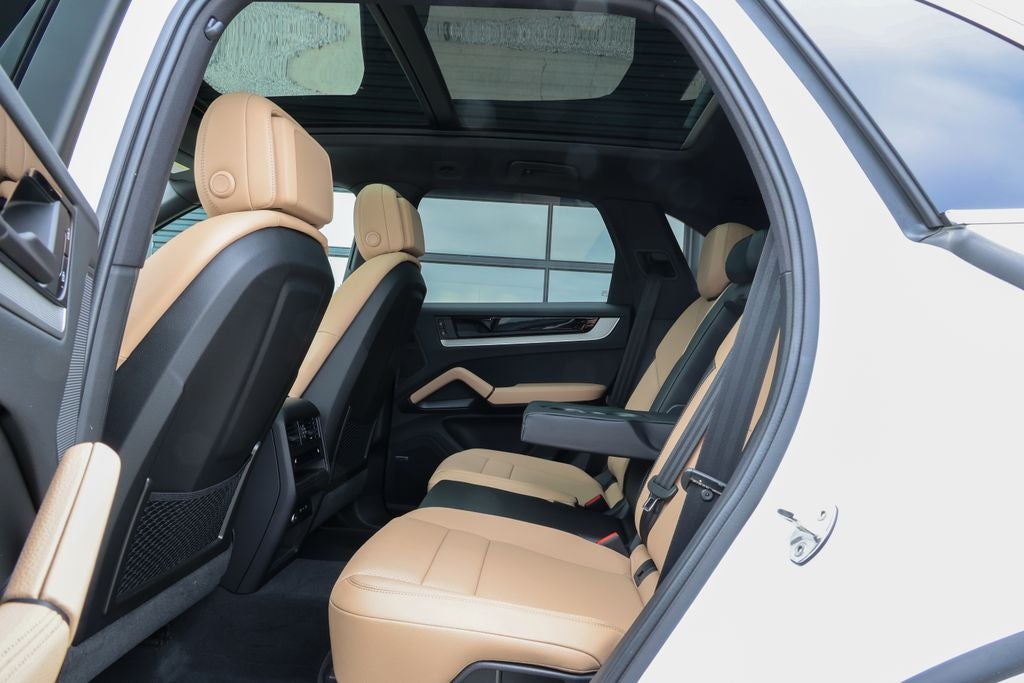 2026 Porsche Cayenne Base