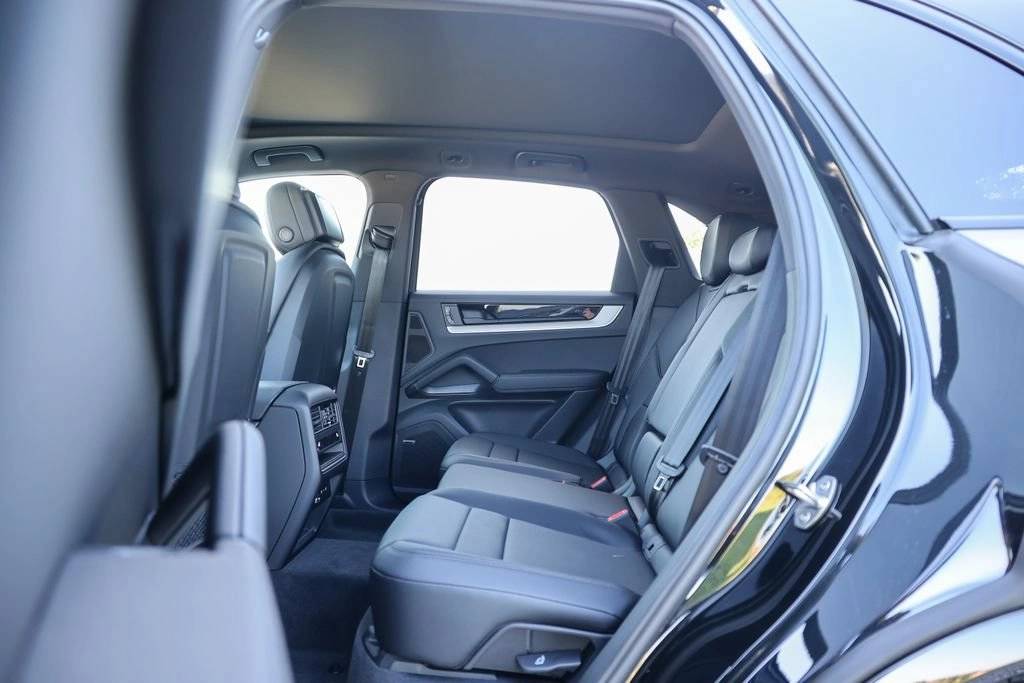 2026 Porsche Cayenne Base