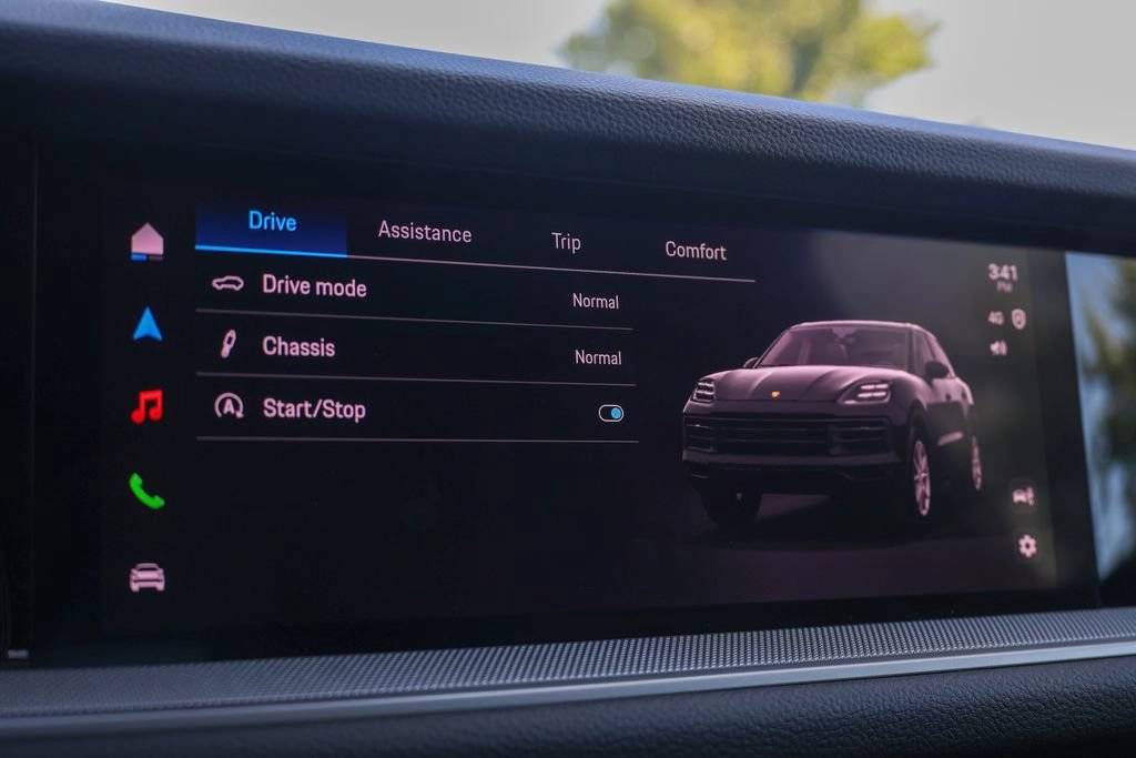 2026 Porsche Cayenne Base