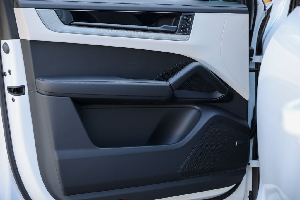 2026 Porsche Cayenne Base