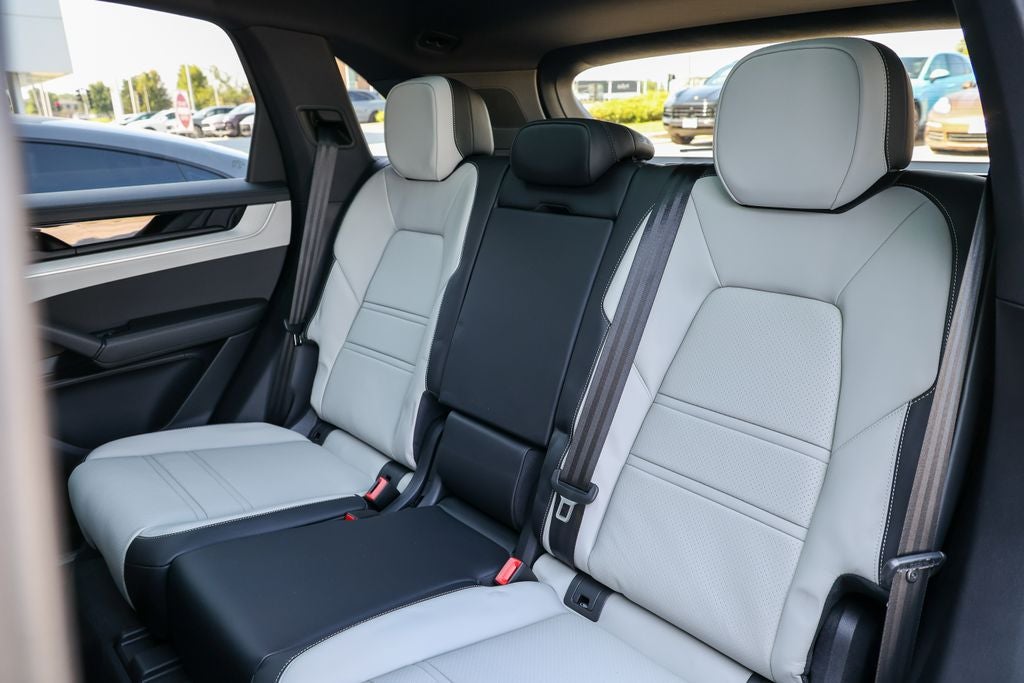 2026 Porsche Cayenne Base