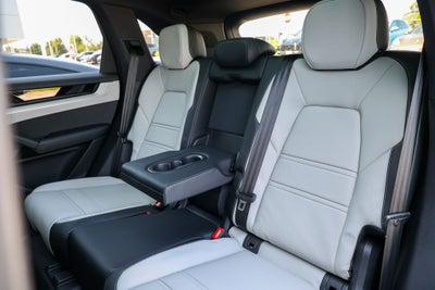 2026 Porsche Cayenne Base