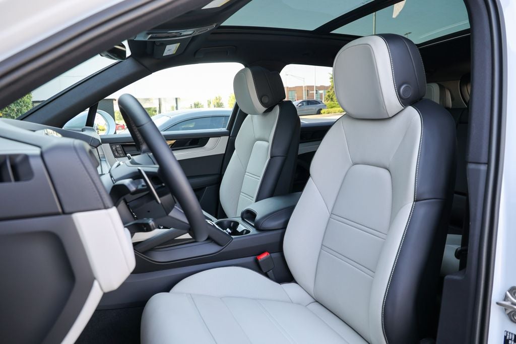 2026 Porsche Cayenne Base