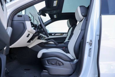 2026 Porsche Cayenne Base