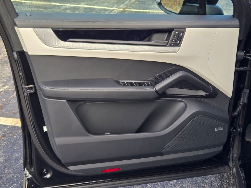 2026 Porsche Cayenne Base