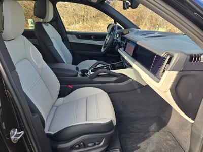 2026 Porsche Cayenne Base