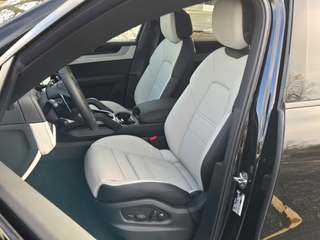 2026 Porsche Cayenne Base