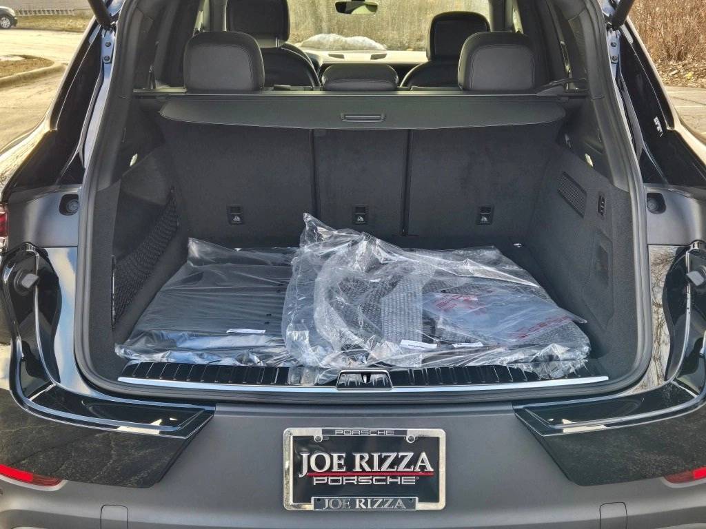 2026 Porsche Cayenne Base