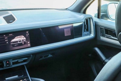 2026 Porsche Cayenne Base