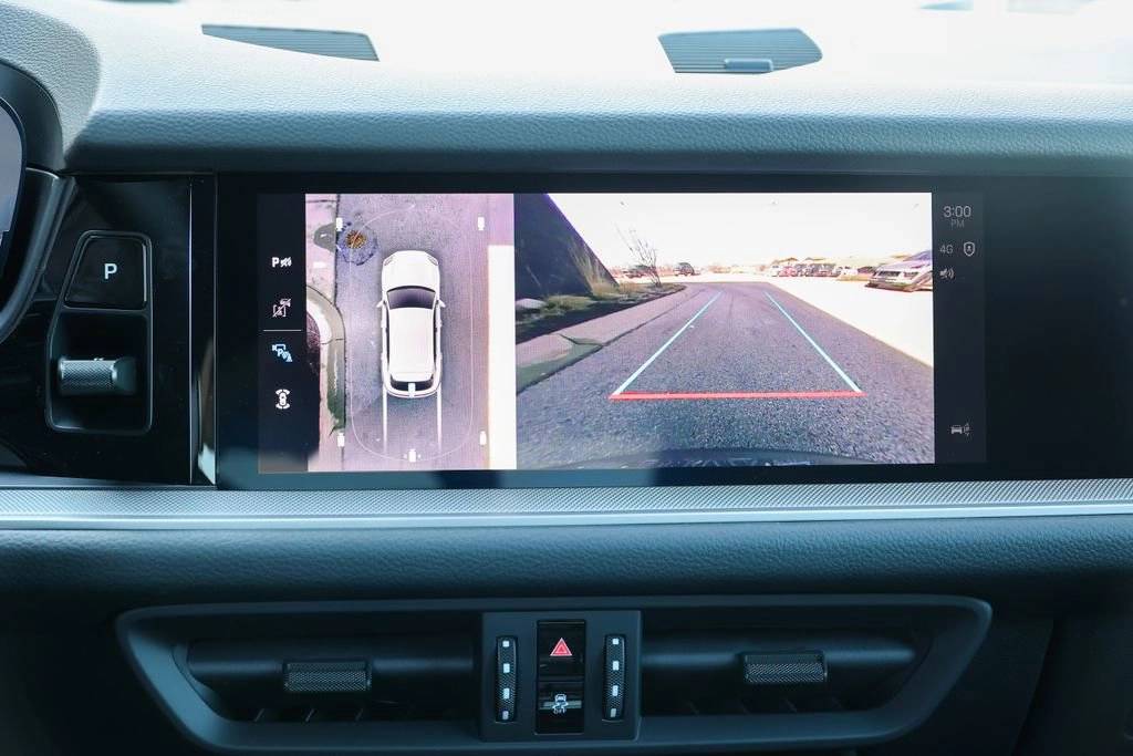 2026 Porsche Cayenne Base