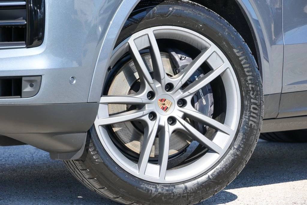 2026 Porsche Cayenne Base