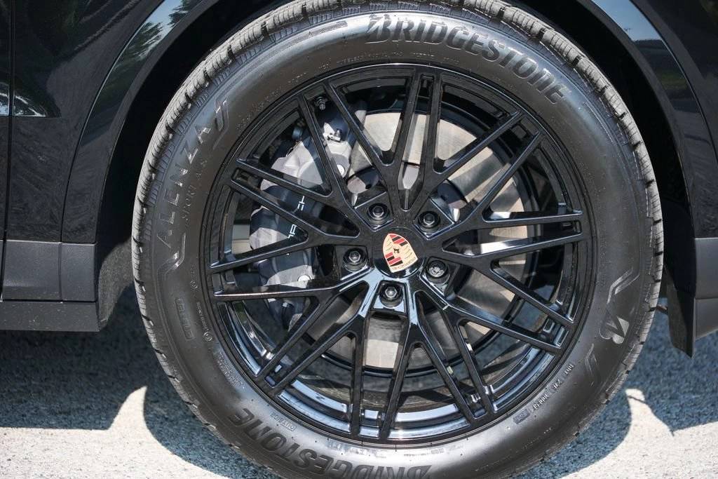 2026 Porsche Cayenne Base