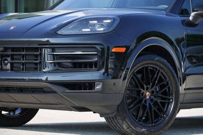 2026 Porsche Cayenne Base