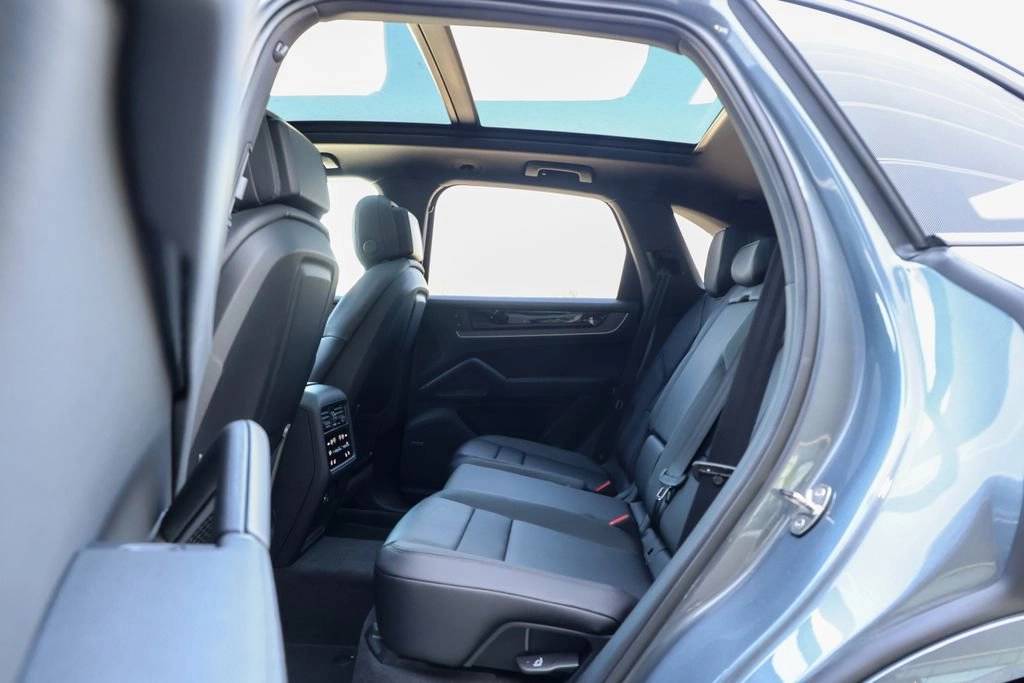 2026 Porsche Cayenne Base