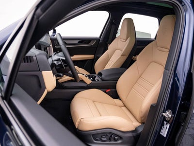 2026 Porsche Cayenne Base