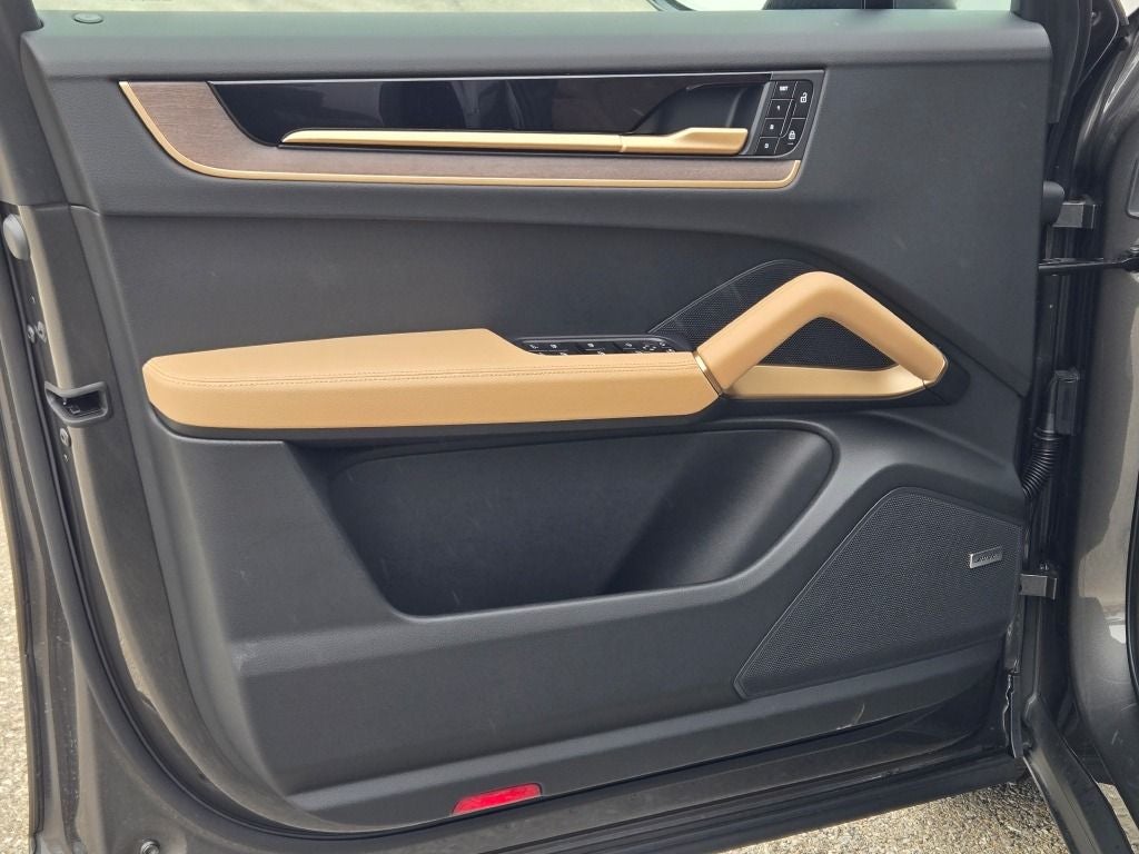 2026 Porsche Cayenne Base