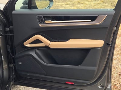 2026 Porsche Cayenne Base