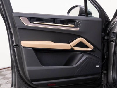 2026 Porsche Cayenne Base