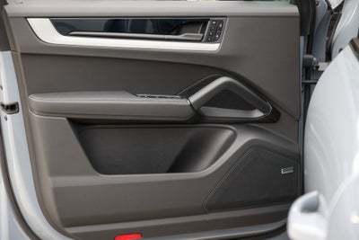2026 Porsche Cayenne Base