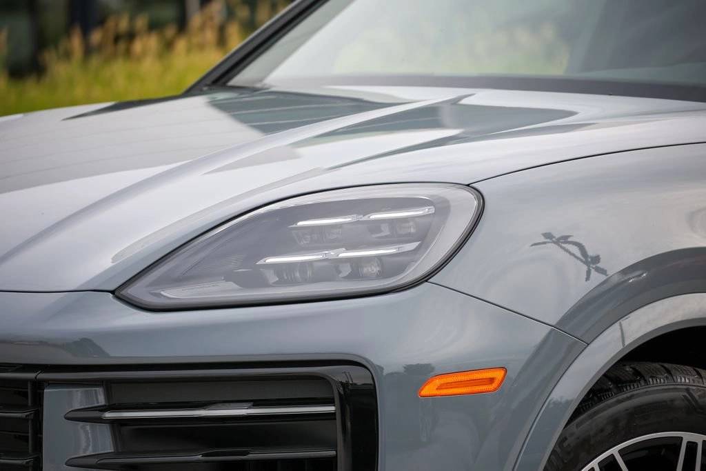 2026 Porsche Cayenne Base