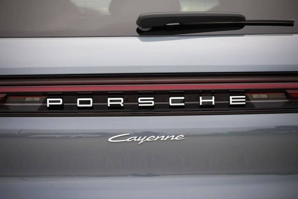 2026 Porsche Cayenne Base