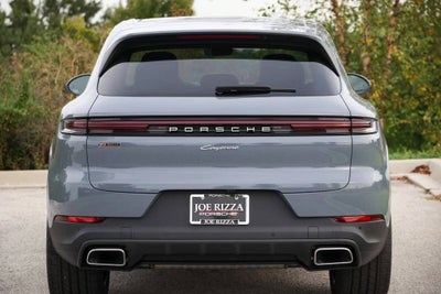2026 Porsche Cayenne Base