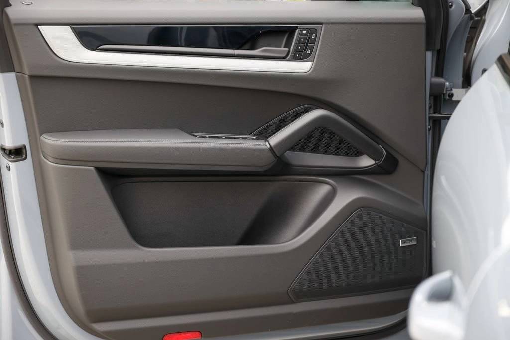 2026 Porsche Cayenne Base