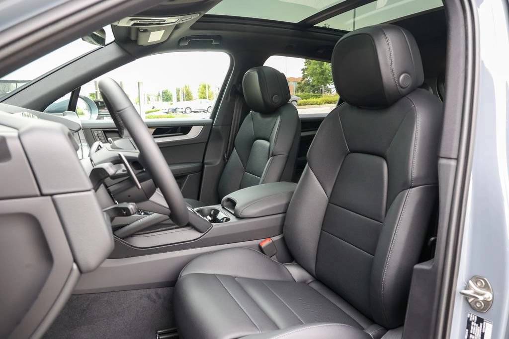 2026 Porsche Cayenne Base