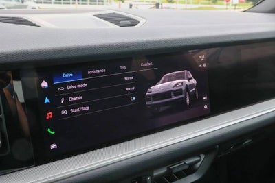 2026 Porsche Cayenne Base